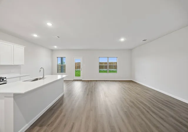 Photo 3 of Single family home for sale at 3704 Clearview Ranch Dr, Royse City, TX 75189 | MLS# 21376275 | Listing updated on 2026-09-08