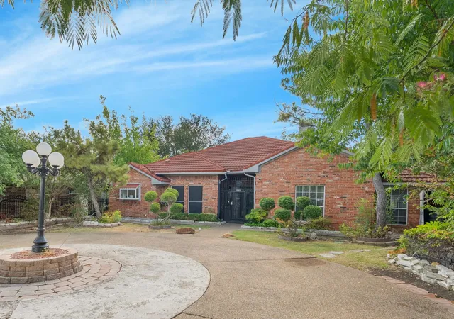 Photo 2 of Single family home for sale at 3024 Encino Dr, Dallas, TX 75228 | MLS# 21376316 | Listing updated on 2026-09-14