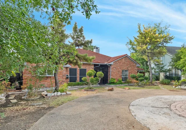 Photo 3 of Single family home for sale at 3024 Encino Dr, Dallas, TX 75228 | MLS# 21376316 | Listing updated on 2026-09-14