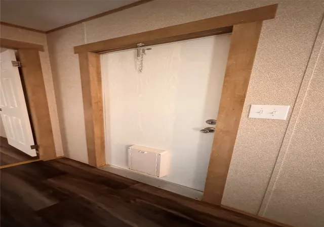 Photo 16 of Manufactured home for sale at 2804 Cedarhill St, Granbury, TX 76048 | MLS# 21376372 | Listing updated on 2026-09-21