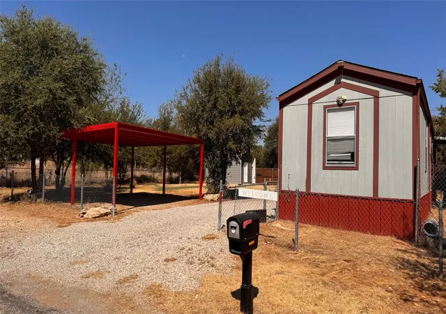 Photo 1 of Manufactured home for sale at 2804 Cedarhill St, Granbury, TX 76048 | MLS# 21376372 | Listing updated on 2026-09-09