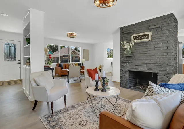 Photo 3 of Single family home for sale at 3303 Lockmoor Ln, Dallas, TX 75220 | MLS# 21376386 | Listing updated on 2026-09-16