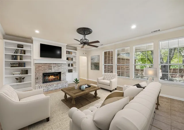 Photo 3 of Single family home for sale at 2824 Meadowside Dr, Mc Kinney, TX 75071 | MLS# 21373517 | Listing updated on 2026-09-13