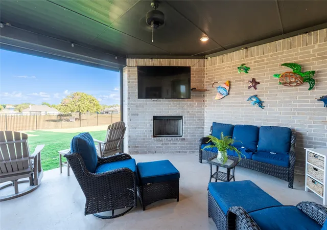Photo 1 of Single family home for sale at 1215 Sanger, Springtown, TX 76082 | MLS# 21376570 | Listing updated on 2026-10-04