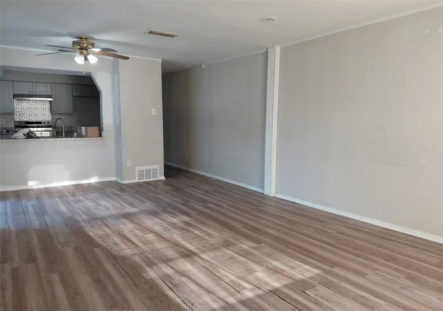 Photo 1 of Single family home for sale at 2909 Wood Thrush St, Grand Prairie, TX 75052 | MLS# 21376596 | Listing updated on 2026-09-11