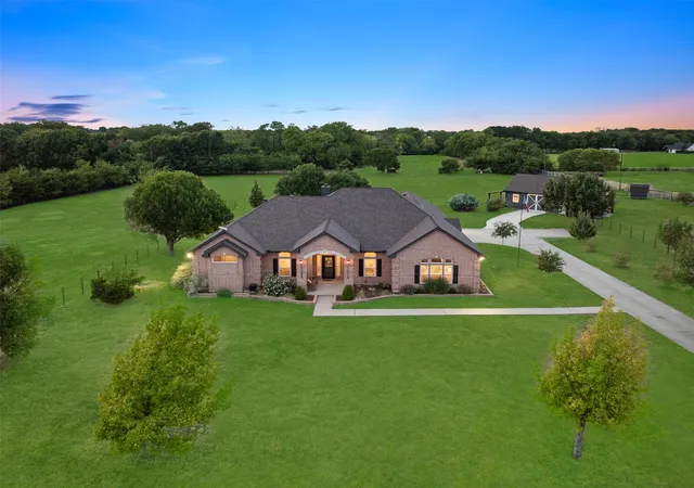 Photo 1 of Single family home for sale at 5813 Franklin Branch Rd, Mc Kinney, TX 75071 | MLS# 21360879 | Listing updated on 2026-09-09