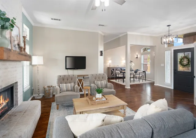 Photo 2 of Single family home for sale at 5813 Franklin Branch Rd, Mc Kinney, TX 75071 | MLS# 21360879 | Listing updated on 2026-09-09