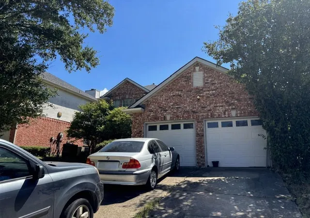 Photo 2 of Sale Pending at 1115 Avatar Dr, Grand Prairie, TX 75052 | MLS# 21375848 | Listing updated on 2026-09-14