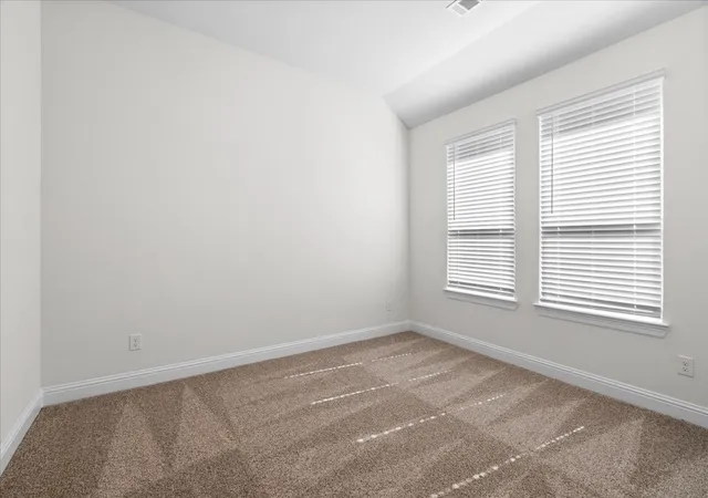 Photo 4 of Single family home for sale at 241 Bee Balm Rd, Mc Kinney, TX 75071 | MLS# 21376749 | Listing updated on 2026-09-09