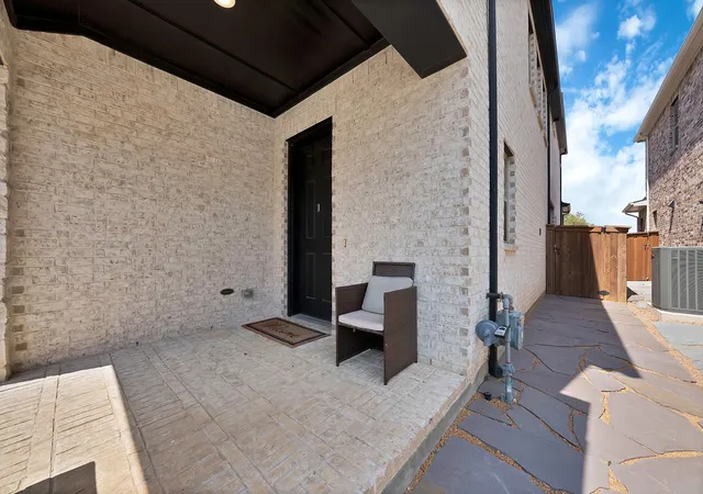Photo 3 of Sale Pending at 2585 Four Roses Dr, The Colony, TX 75056 | MLS# 21372581 | Listing updated on 2026-09-21