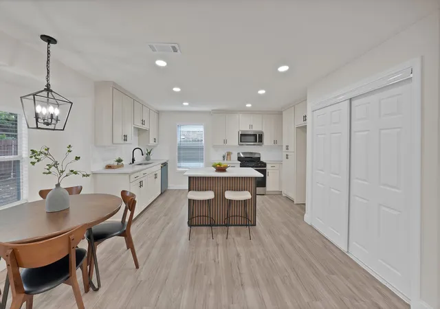 Photo 4 of Single family home for sale at 2302 E Mitchell St, Arlington, TX 76010 | MLS# 21373912 | Listing updated on 2026-09-14