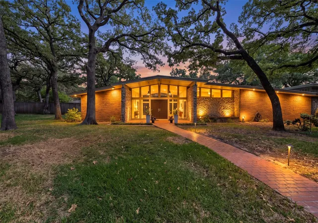 Photo 1 of Single family home for sale at 4900 Wondol Ct, Hurst, TX 76053 | MLS# 21376249 | Listing updated on 2026-09-16