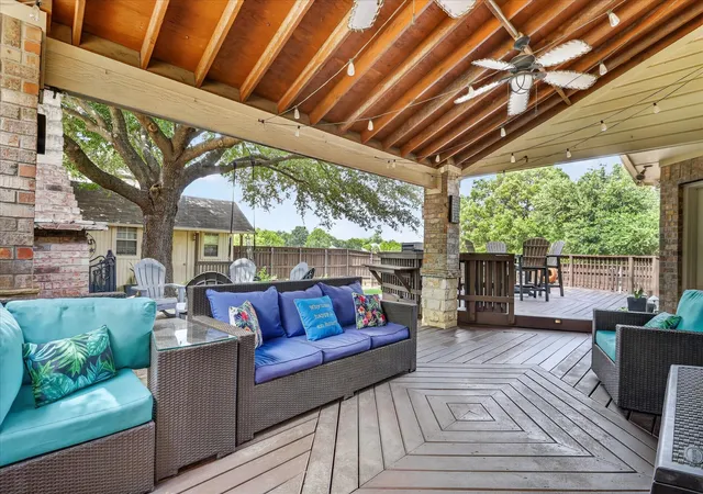 Photo 4 of Single family home for sale at 901 Brittany Dr, Lewisville, TX 75067 | MLS# 21376909 | Listing updated on 2026-09-14