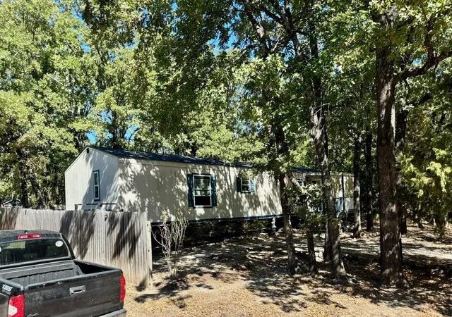 Photo 3 of Manufactured home for sale at 144 Vistaridge Dr, Mabank, TX 75156 | MLS# 21376919 | Listing updated on 2026-09-10