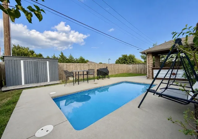 Photo 3 of Single family home for sale at 226 Starlight Dr, Forney, TX 75126 | MLS# 21371614 | Listing updated on 2026-09-12