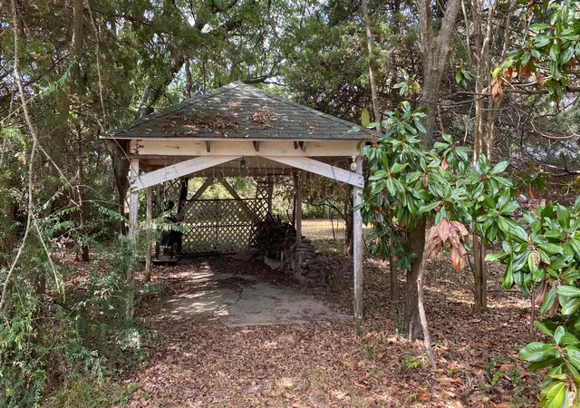 Photo 3 of Single family home for sale at 878 S Munson Rd, Royse City, TX 75189 | MLS# 21376938 | Listing updated on 2026-09-15