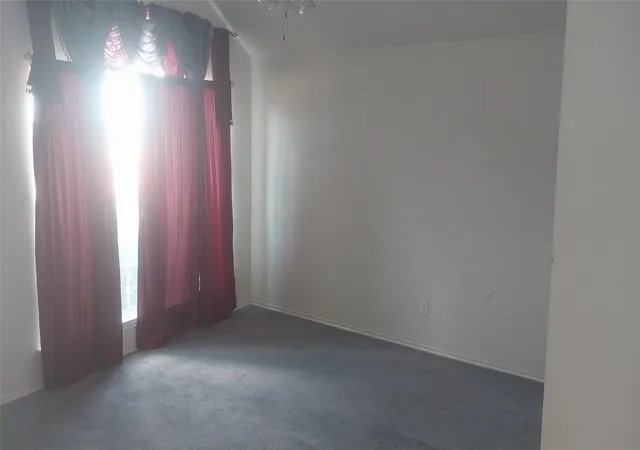 Photo 4 of Single family home for sale at 1146 Oak Park Dr, Dallas, TX 75232 | MLS# 21376942 | Listing updated on 2026-09-29