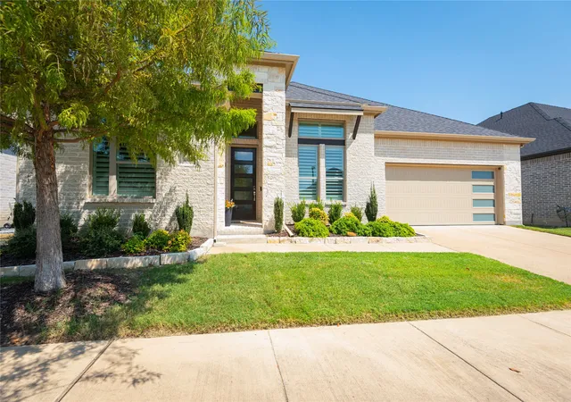 Photo 1 of Single family home for sale at 1012 Terra Vista Dr, Allen, TX 75013 | MLS# 21373363 | Listing updated on 2026-10-01