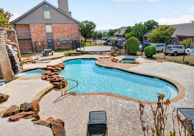 Photo 1 of Condo for sale at 807 Signal Ridge Pl, Rockwall, TX 75032 | MLS# 21373236 | Listing updated on 2026-09-15
