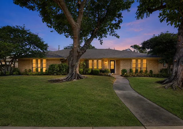 Photo 1 of Sale Pending at 1905 Midcrest Dr, Plano, TX 75075 | MLS# 21371868 | Listing updated on 2026-09-16