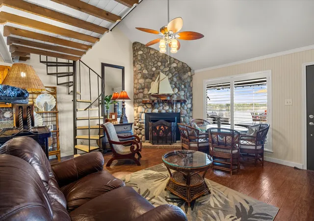 Photo 3 of Single family home for sale at 6606 Carol Ct, Granbury, TX 76048 | MLS# 21368206 | Listing updated on 2026-09-11