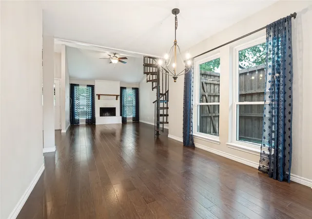 Photo 4 of Single family home for sale at 2702 Duval Dr, Dallas, TX 75211 | MLS# 21362441 | Listing updated on 2026-09-12