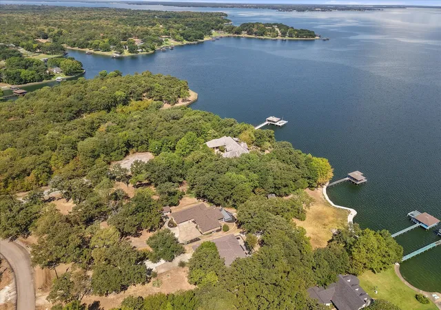 Photo 2 of Single family home for sale at 215 Pelican Point, Streetman, TX 75859 | MLS# 21374836 | Listing updated on 2026-09-11