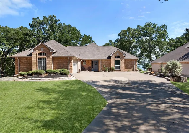 Photo 40 of Single family home for sale at 215 Pelican Point, Streetman, TX 75859 | MLS# 21374836 | Listing updated on 2026-09-11