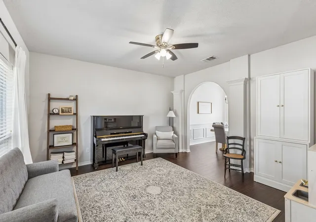 Photo 3 of Single family home for sale at 1532 Pine Blf Dr, Allen, TX 75002 | MLS# 21377005 | Listing updated on 2026-09-25