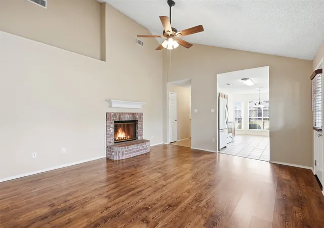 Photo 3 of Single family home for sale at 214 Merlin Dr, Weatherford, TX 76086 | MLS# 21375610 | Listing updated on 2026-09-09