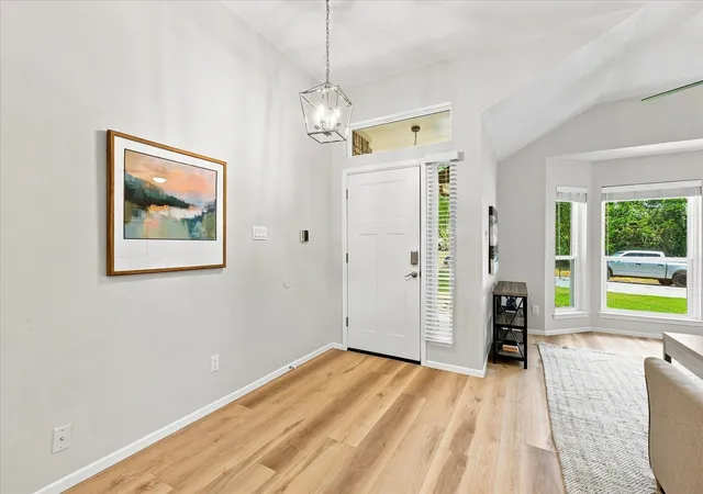 Photo 3 of Sale Pending at 4300 Downsview Ct, Arlington, TX 76016 | MLS# 21368779 | Listing updated on 2026-09-14