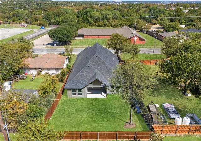 Photo 38 of Single family home for sale at 2915 Roosevelt Ave, Fort Worth, TX 76106 | MLS# 21377046 | Listing updated on 2026-10-03