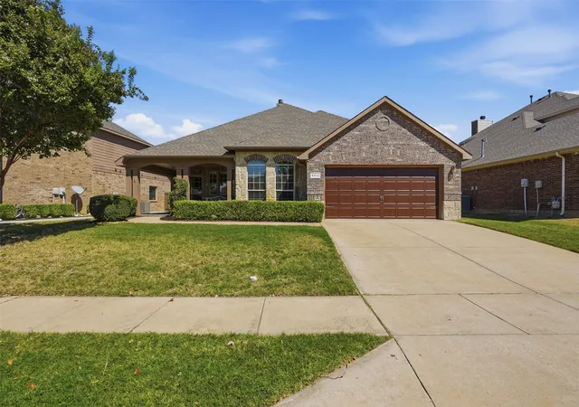 Photo 1 of Single family home for sale at 8312 Indian Blf Trl, Fort Worth, TX 76131 | MLS# 21374842 | Listing updated on 2026-09-12