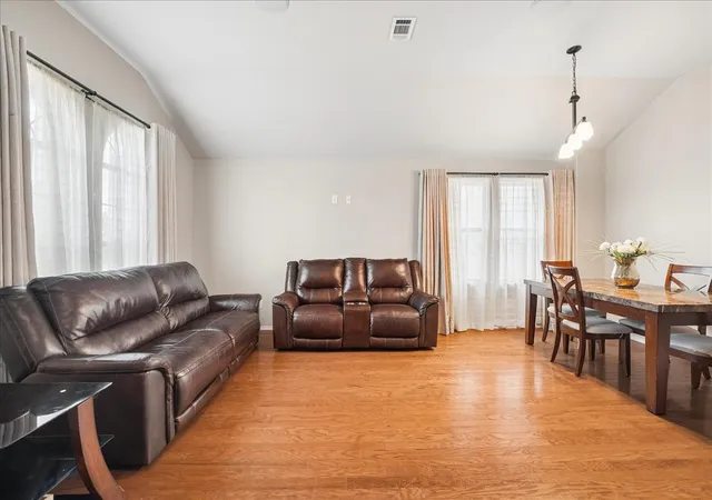 Photo 4 of Single family home for sale at 1010 Canterbury Dr, Prosper, TX 75078 | MLS# 21375055 | Listing updated on 2026-09-12