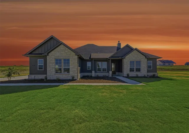 Photo 1 of Single family home for sale at 153 Big Sky Rd, Decatur, TX 76234 | MLS# 21375454 | Listing updated on 2026-09-10