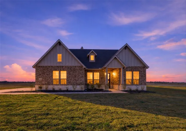 Photo 1 of Single family home for sale at 1030 County Rd 200, Valley View, TX 76272 | MLS# 21377114 | Listing updated on 2026-09-12