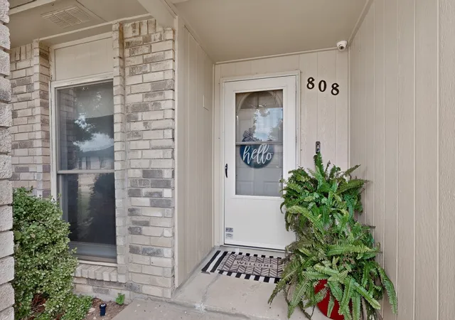 Photo 3 of Single family home for sale at 808 Rushmore Ln, Plano, TX 75023 | MLS# 21376147 | Listing updated on 2026-09-13