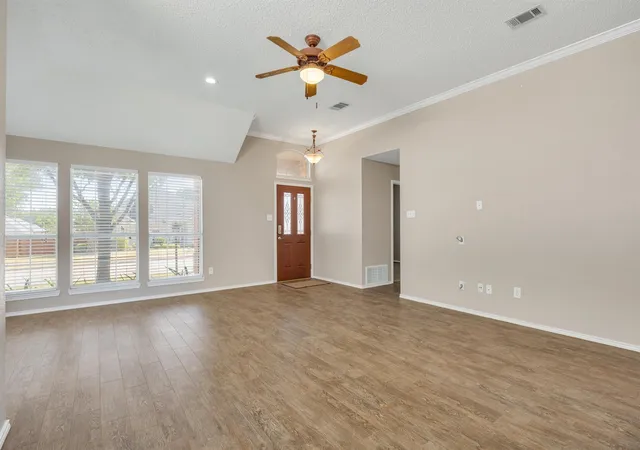 Photo 4 of Single family home for sale at 12 Harper Dr, Allen, TX 75002 | MLS# 21376881 | Listing updated on 2026-09-13