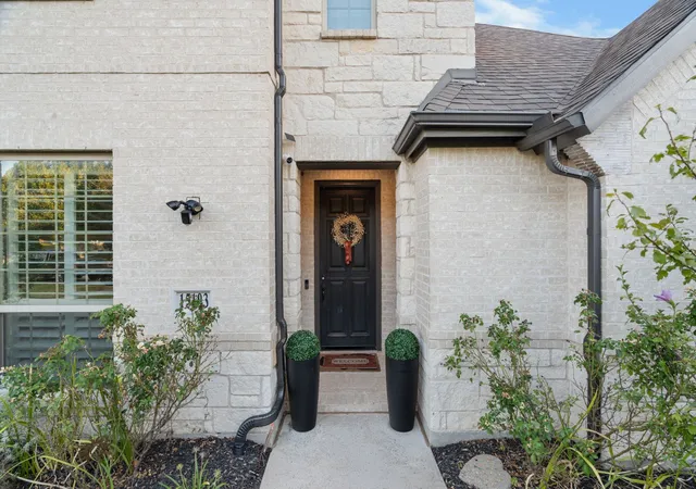 Photo 3 of Single family home for sale at 15193 Basket Oak Rd, Frisco, TX 75035 | MLS# 21374707 | Listing updated on 2026-09-12