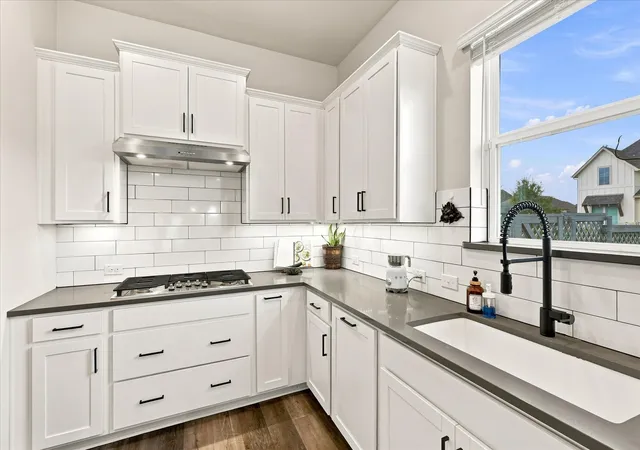 Photo 3 of Single family home for sale at 601 Arden Ln, Justin, TX 76247 | MLS# 21375260 | Listing updated on 2026-09-14