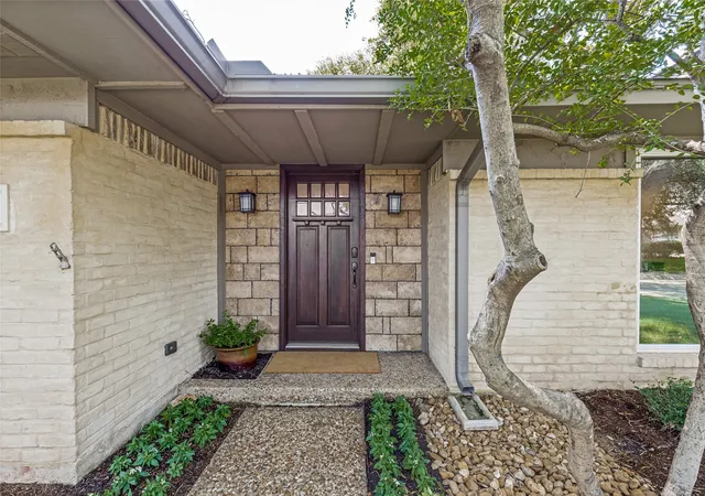 Photo 3 of Sale Pending at 6018 Spring Flower Trl, Dallas, TX 75248 | MLS# 21360349 | Listing updated on 2026-09-10