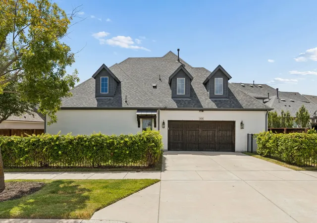 Photo 3 of Single family home for sale at 1828 Quiet Oak Pl, Aledo, TX 76008 | MLS# 21373836 | Listing updated on 2026-09-20