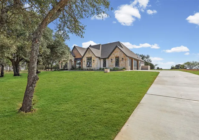 Photo 2 of Single family home for sale at 2045 Preserve Trl, Weatherford, TX 76085 | MLS# 21374984 | Listing updated on 2026-09-11