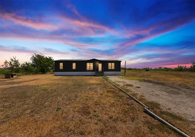 Photo 1 of Sale Pending at 3208 Ne County Rd 0200, Powell, TX 75153 | MLS# 21376455 | Listing updated on 2026-09-17