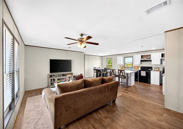 Photo 3 of Sale Pending at 3208 NE County Rd 0200, Powell, TX 75153 | MLS# 21376455 | Listing updated on 2026-09-17