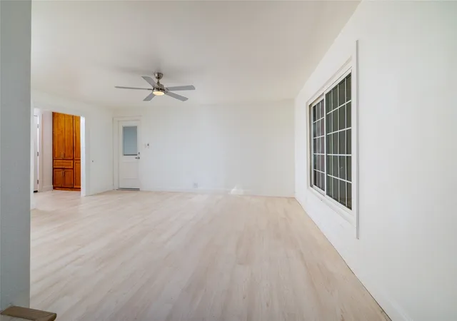 Photo 3 of Single family home for sale at 4104 Middlebrook Rd, Fort Worth, TX 76116 | MLS# 21376982 | Listing updated on 2026-09-10