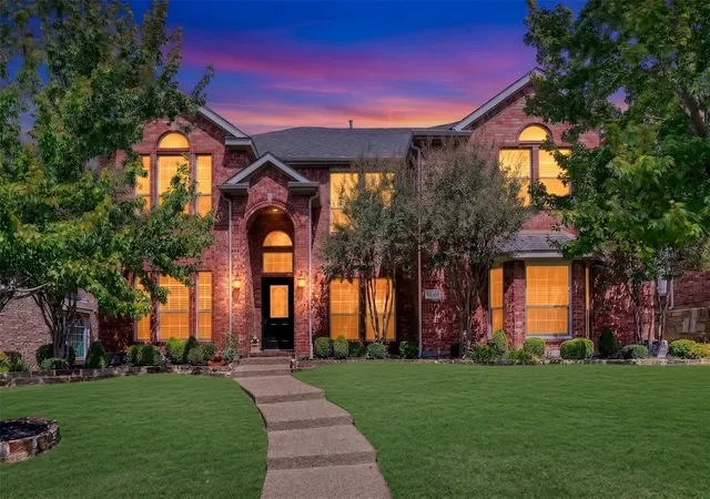Photo 1 of Single family home for sale at 1548 Kings View Dr, Frisco, TX 75036 | MLS# 21370441 | Listing updated on 2026-09-12