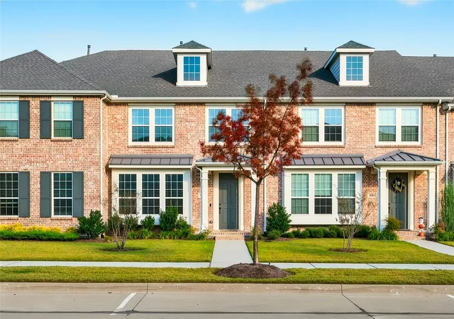 Photo 1 of Townhouse for sale at 9000 Phoebe Rd, Frisco, TX 75035 | MLS# 21377265 | Listing updated on 2026-09-11