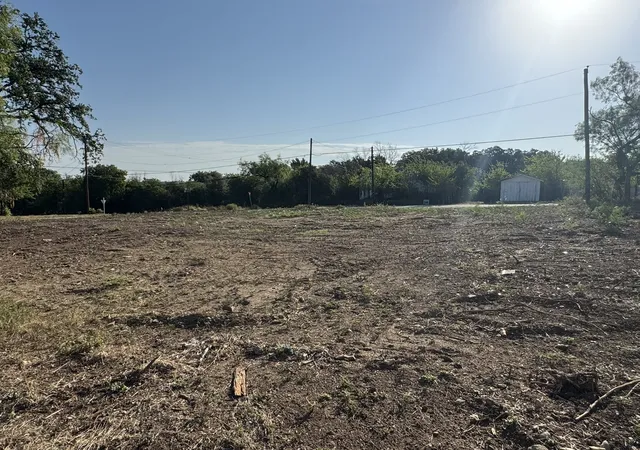 Land for sale at 302 S Walnut, Brady, TX 76825 | MLS# 21377280