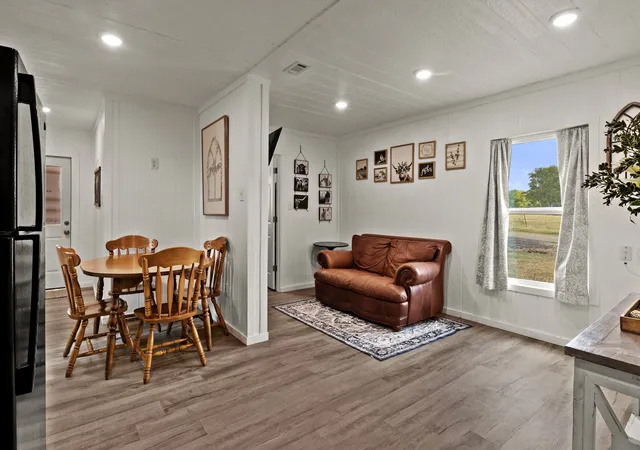 Photo 4 of Single family home for sale at 884 NE County Rd 2150, Mount Vernon, TX 75457 | MLS# 21373991 | Listing updated on 2026-09-11